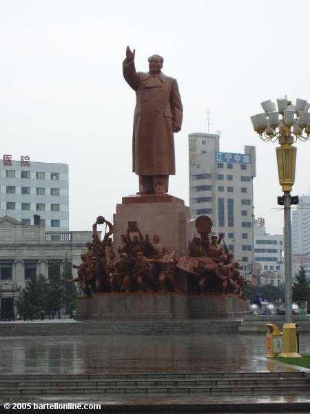 Statue of Mao Zedong in Zhongshan Square in Shenyang, Liaoning, China