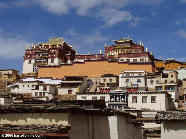 View of the Songzanlin Tibetan Buddhist monastery near Zhongdian ("Shangri-La"), Yunnan, China